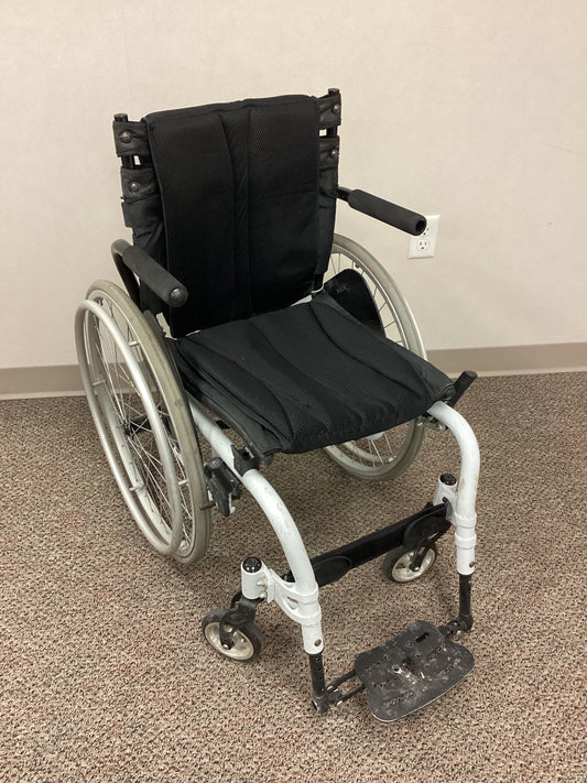 15" Manual Wheelchair