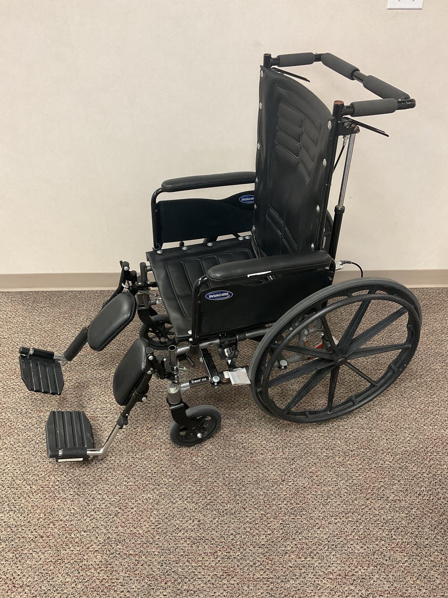 18" Manual Wheelchair