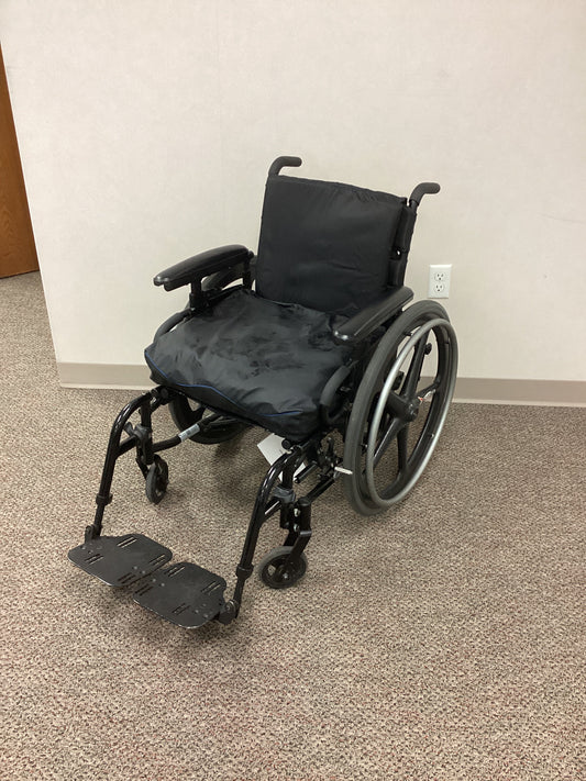 18" Manual Wheelchair