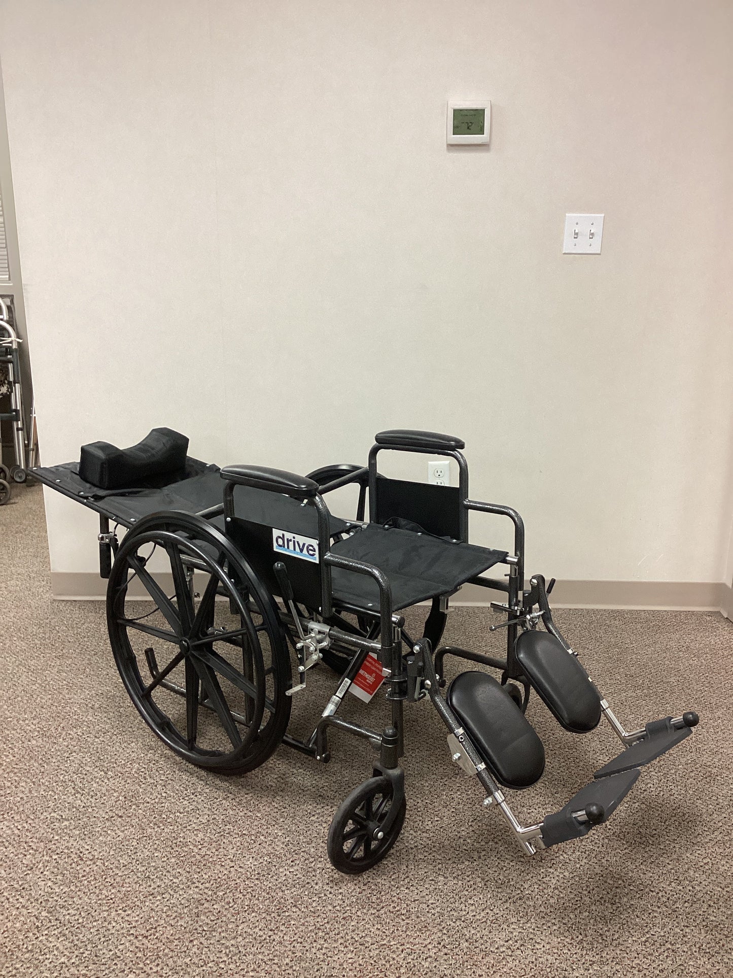 18" Manual Wheelchair