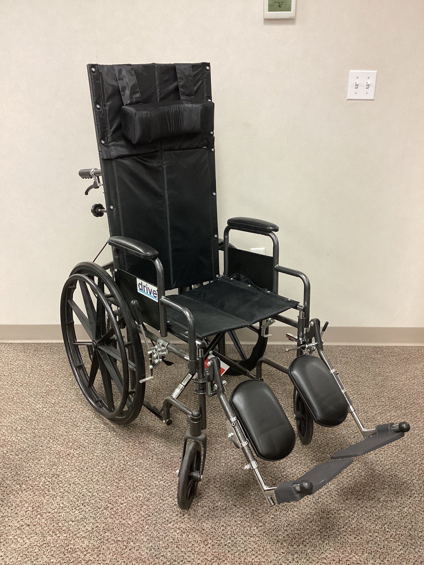 18" Manual Wheelchair