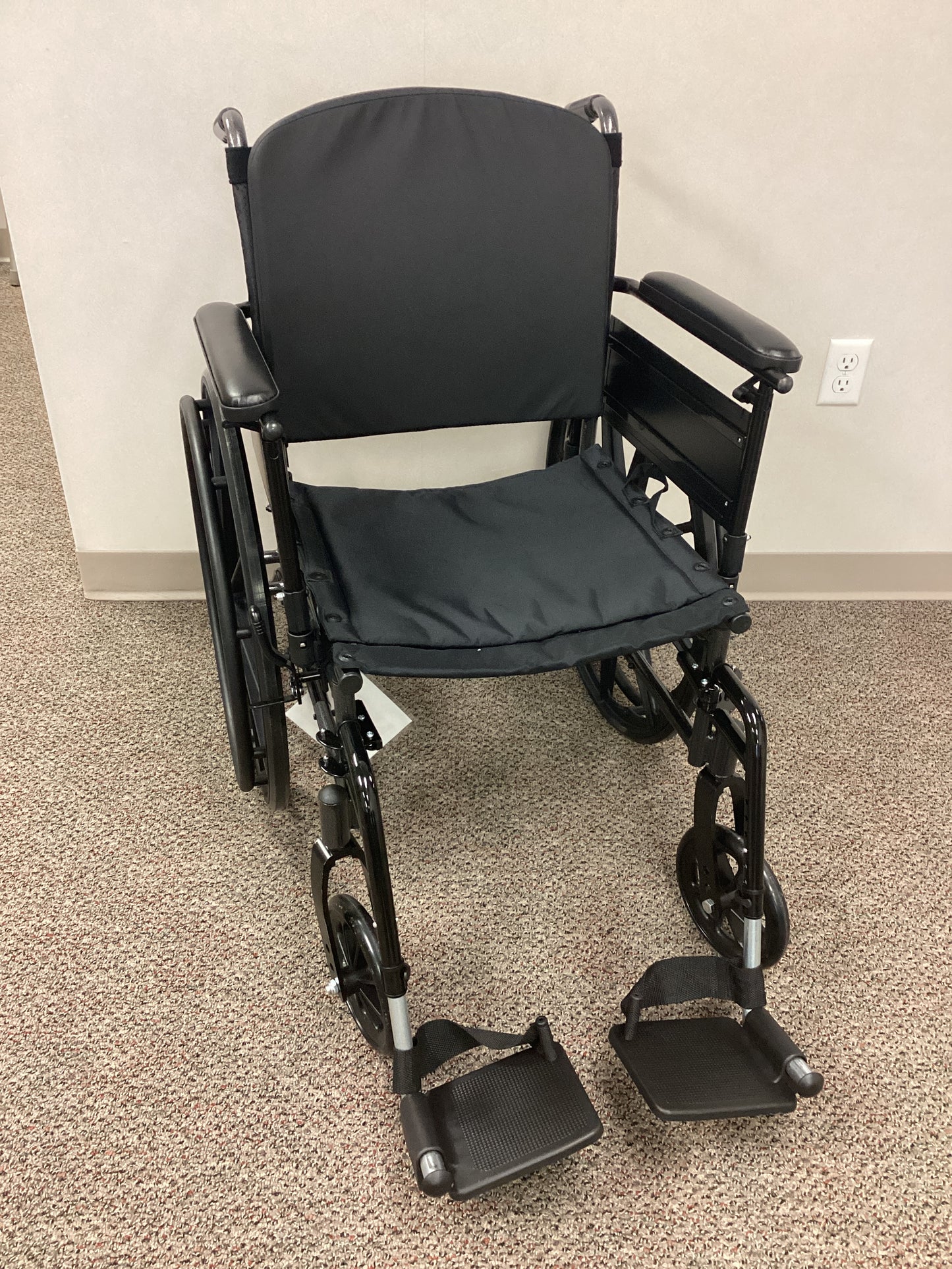 18" Manual Wheelchair