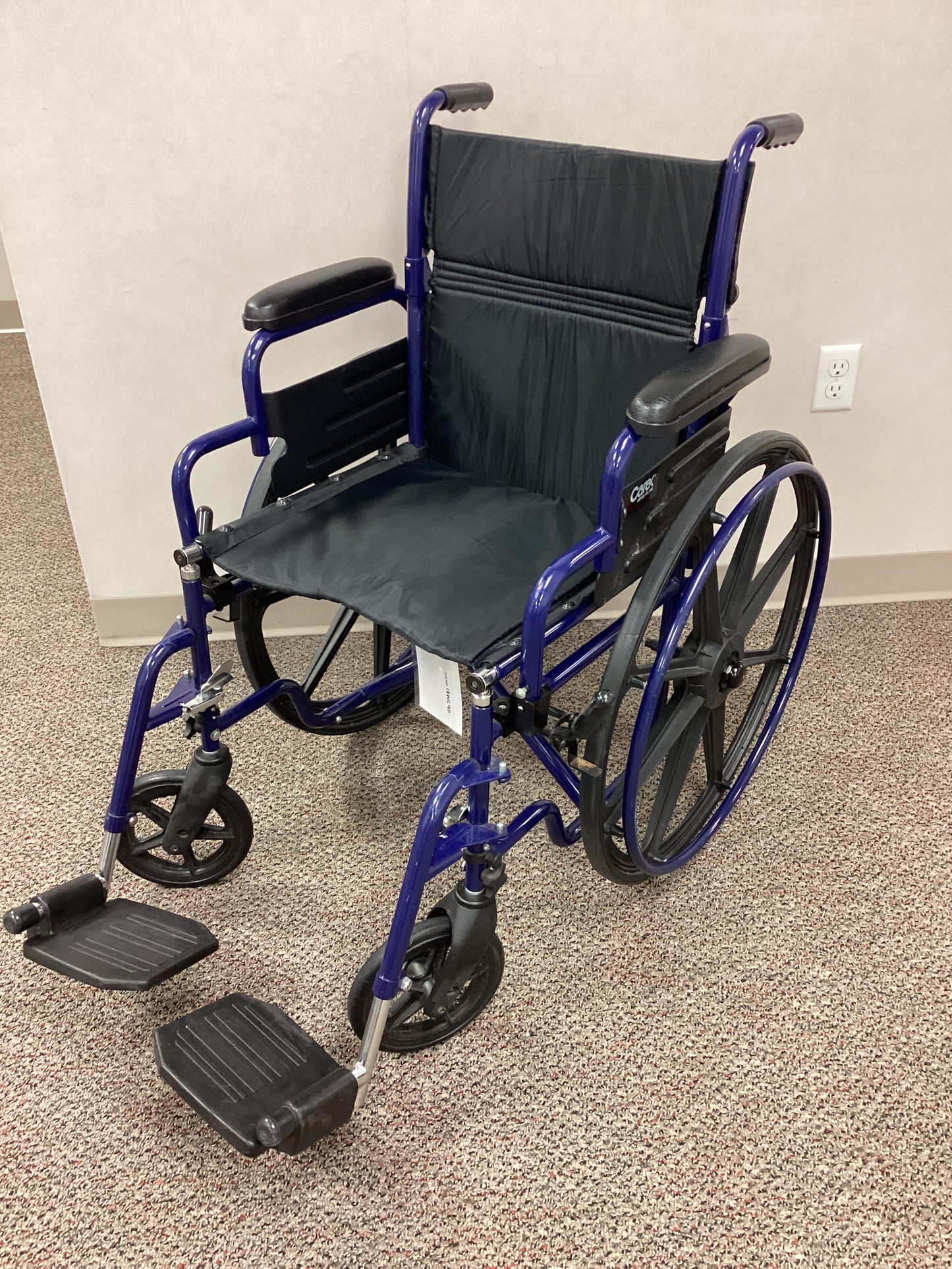 18" Manual Wheelchair