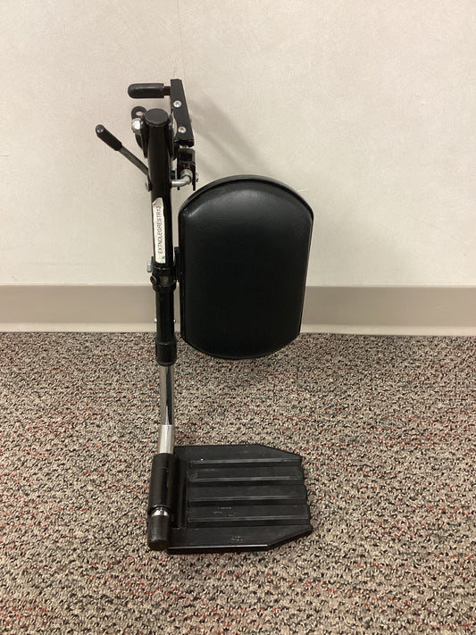 Elevating Wheel Chair Leg Rest (Right)
