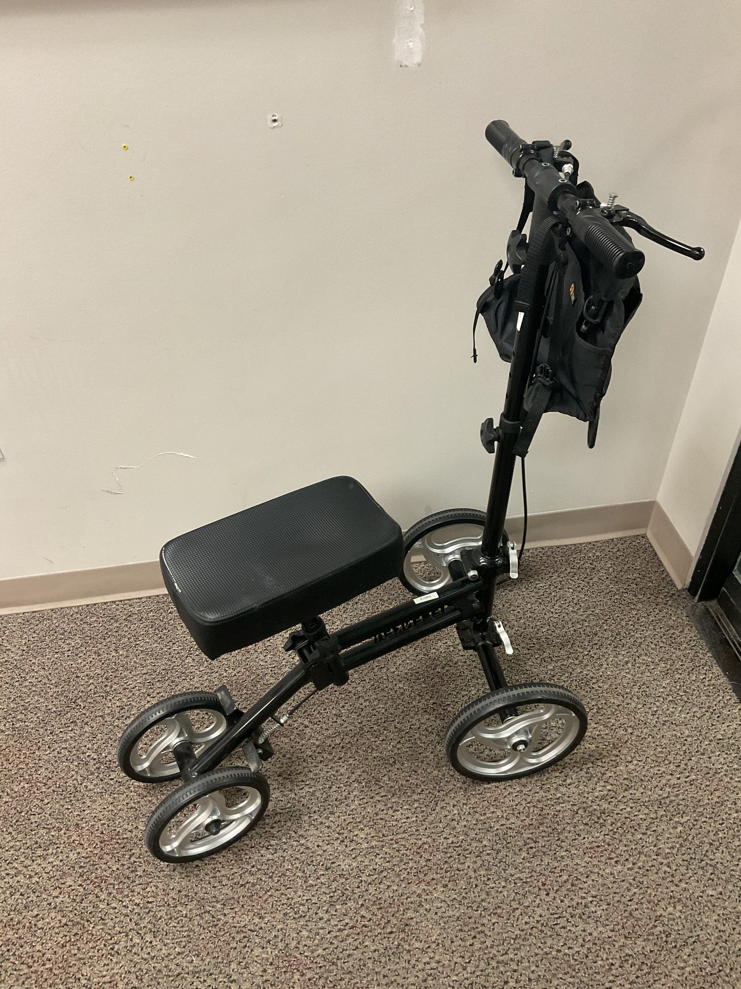 Knee Scooter